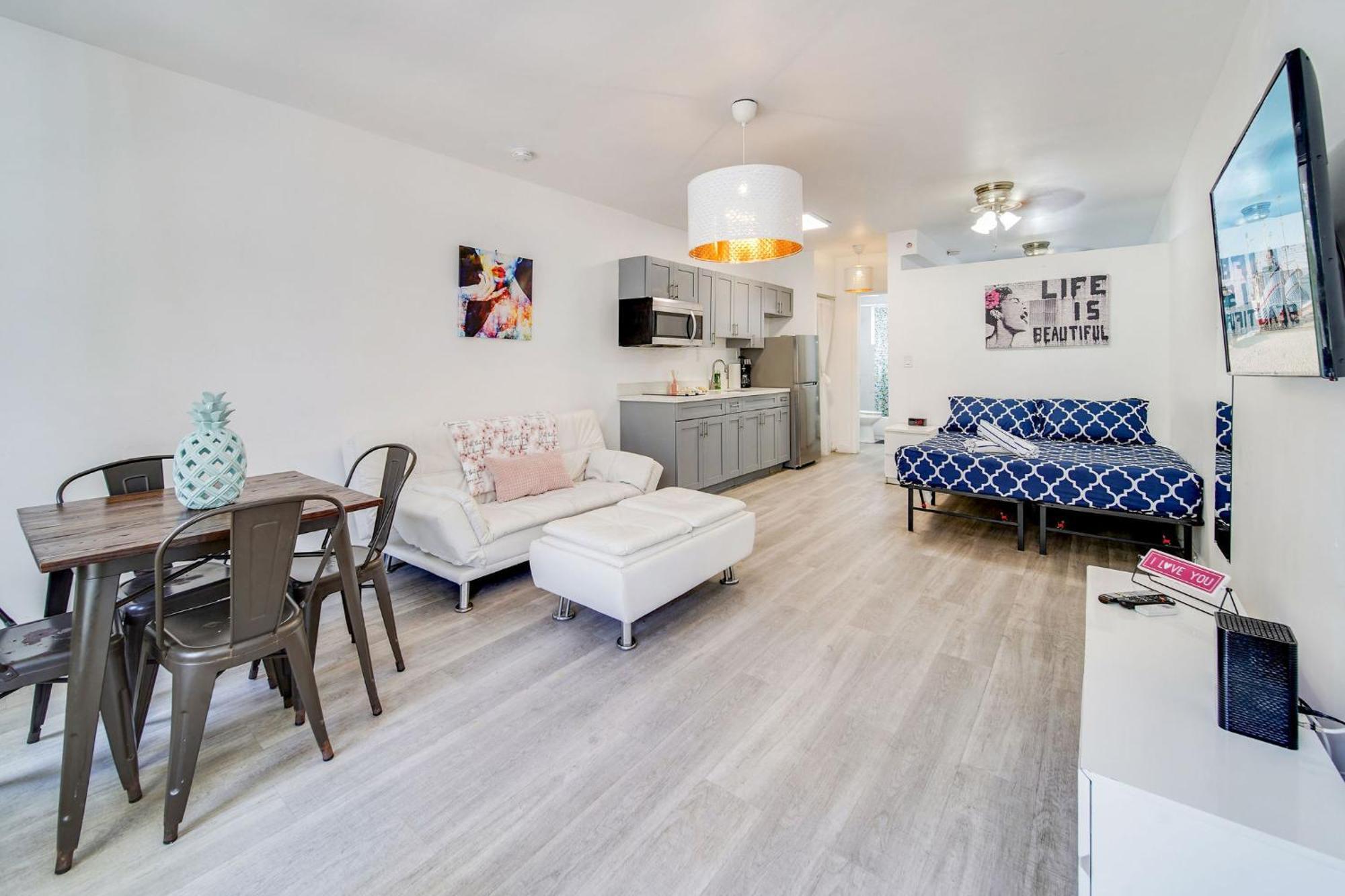 Beachy 1 B/R, W/2 Queen Beds, On Ocean Drive Beach Miami Beach Dış mekan fotoğraf